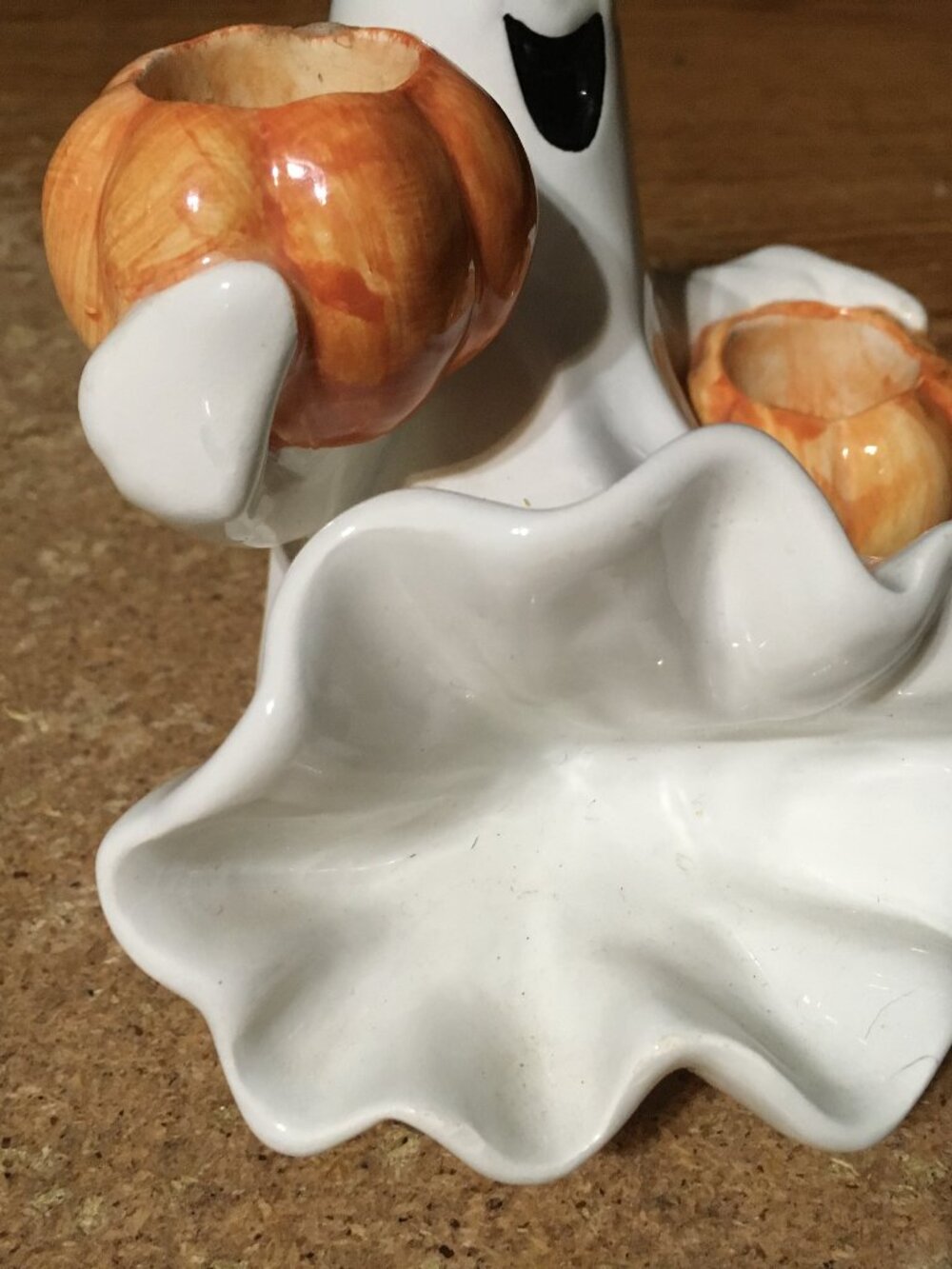 FITZ AND FLOYD HALLOWEEN GHOST HOLDING PUMPKINS CANDLEHOLDER - Picture 5 of 16